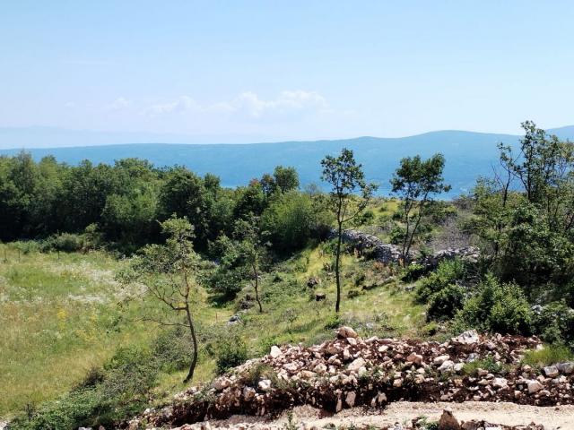 ISTRA- LABIN- Građevinsko zemljište 674 m2 okolica!