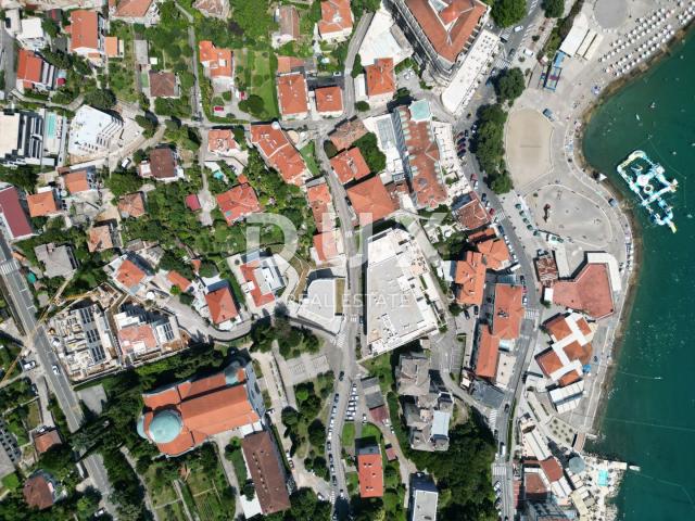 OPATIJA, CENTAR - luksuzan stan 139m2 na ekskluzivnoj lokaciji u blizini plaže- S7