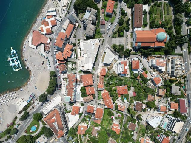 OPATIJA, CENTAR - luksuzan stan 139m2 na ekskluzivnoj lokaciji u blizini plaže- S7