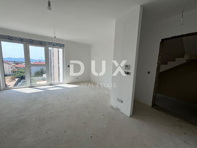 ZADAR, DIKLOVAC - Wohnung 350 m vom Meer entfernt, S3