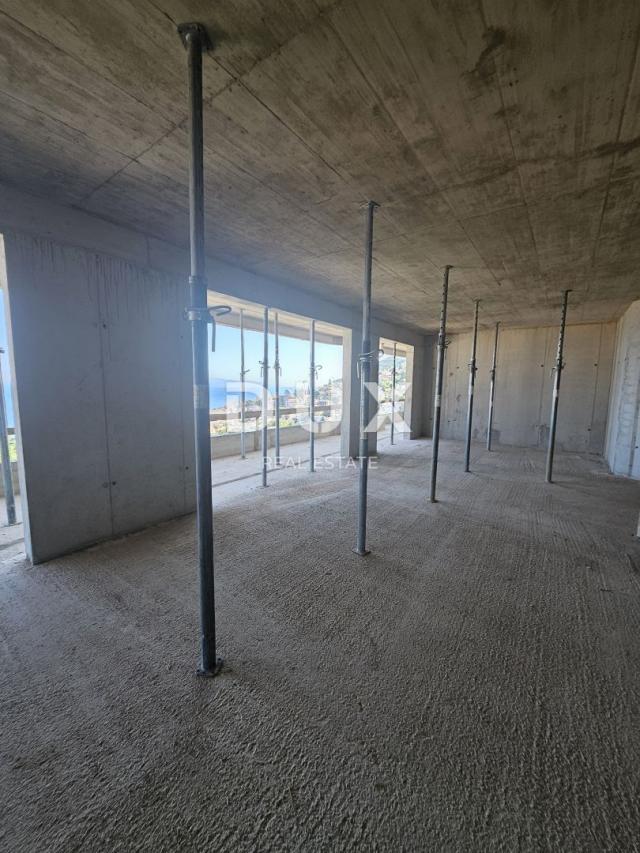 OPATIJA, ZENTRUM - Wohnung im 1. Stock 157m2 mit Panoramablick auf das Meer A3