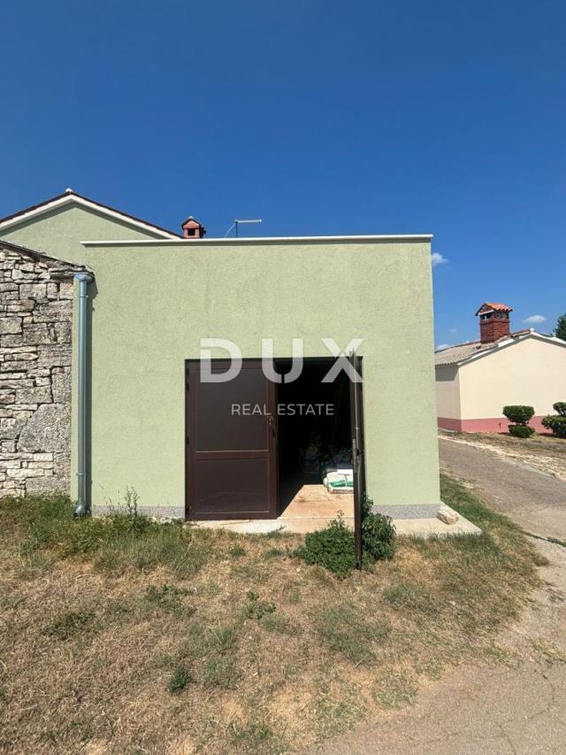 ISTRIA, SVETVINČENAT - Partially renovated Istrian house with main project!