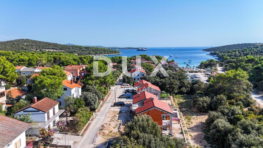 MALI LOŠINJ, ARTATORE - Apartment 2 bedrooms + bathroom on the 1st floor in a new building 250m from