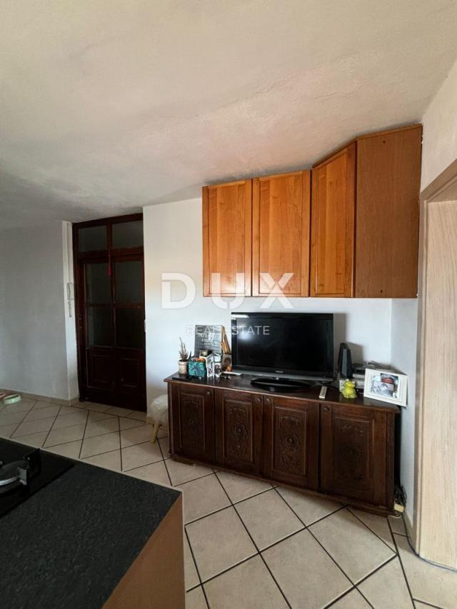 ISTRIEN, PULA - Apartment mit Terrasse in begehrter Lage!