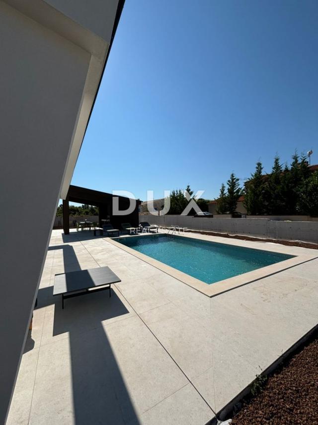 ISTRIA, SVETVINČENAT - Designer one-story house with atrium for rent!