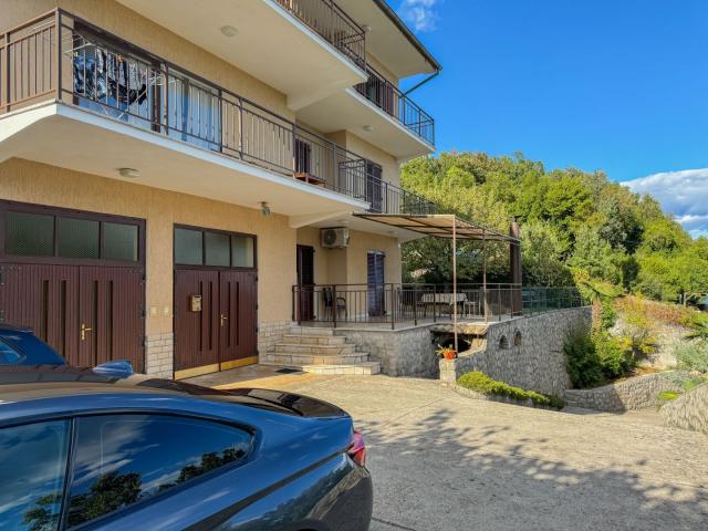 OPATIJA, IČIĆI - house near Ičići marina to be renovated, rich garden, panoramic sea view, garages