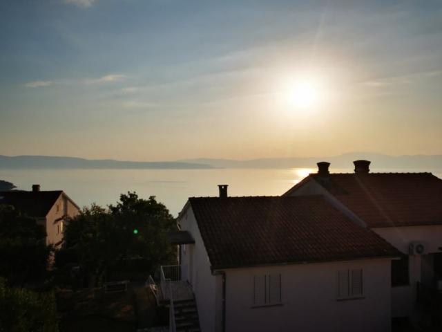 INSEL KRK, NJIVICE - 3-Zimmer-Wohnung mit Meerblick