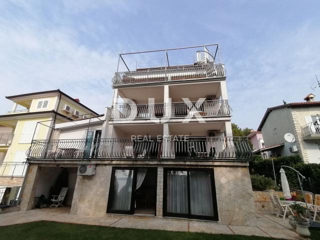 ISTRIA, ROVINJ - Apartment house only 40m from the sea!