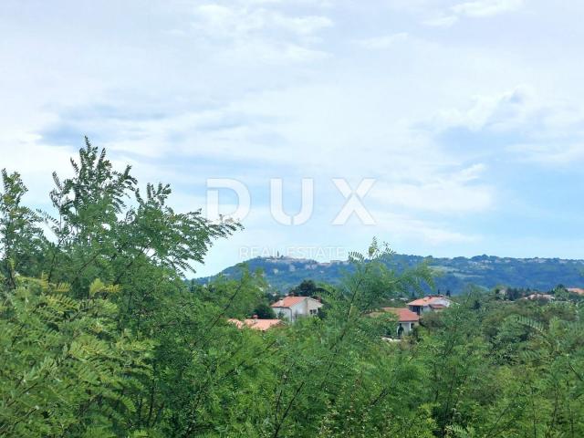 ISTRIEN, LABIN - Baugrundstück mit Blick auf die Altstadt, nur wenige Gehminuten von der Stadt entfe