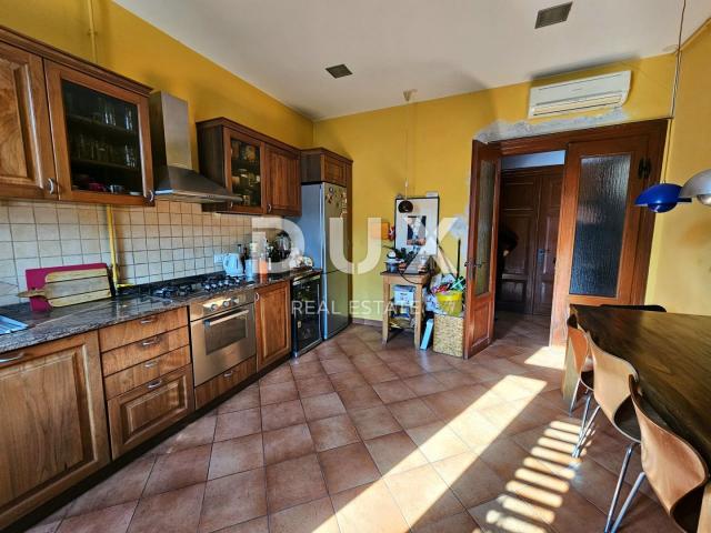 ISTRIA, PULA - 2BR+DB apartment on the second floor