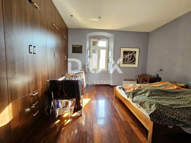 ISTRIA, PULA - 2BR+DB apartment on the second floor