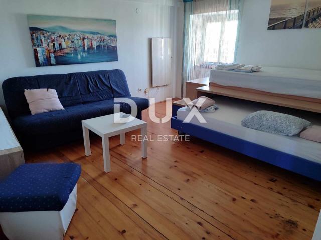 ISTRIA, PULA - Beautiful apartment with sea view in the city center