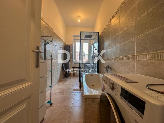 RIJEKA, CENTER - adapted 4 bedroom + bathroom in the very center