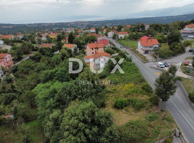 VIŠKOVO - building plot for two buildings near Viškovo in an excellent location next to an asphalted