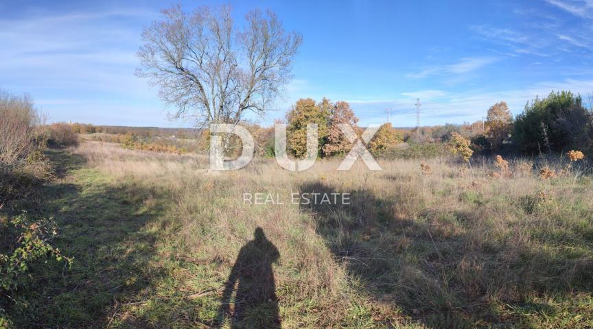 ISTRIA, KRNICA - Building plot with a panoramic view of the greenery