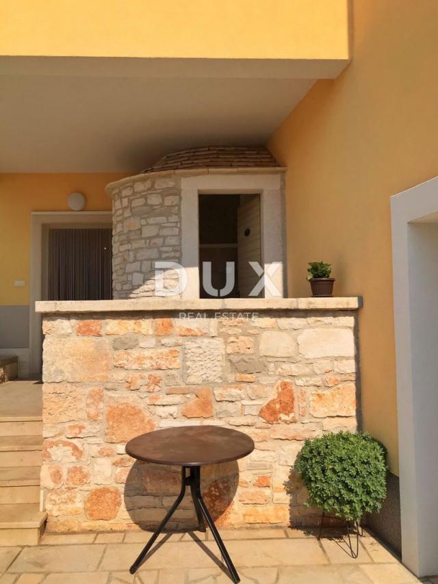 ISTRIA, VODNJAN - Villa with 5 residential units and a view of the Brijuni Islands!