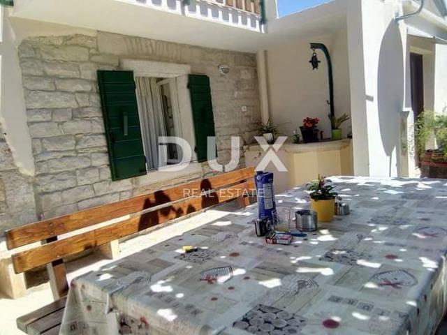 ISTRIA, PERUŠKI - House for rent for workers!