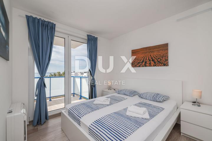 ZADAR, PRIVLAKA – Ihre Traumvilla: Meerblick, Whirlpool auf dem Dach und nur 100 m zum Strand! R1