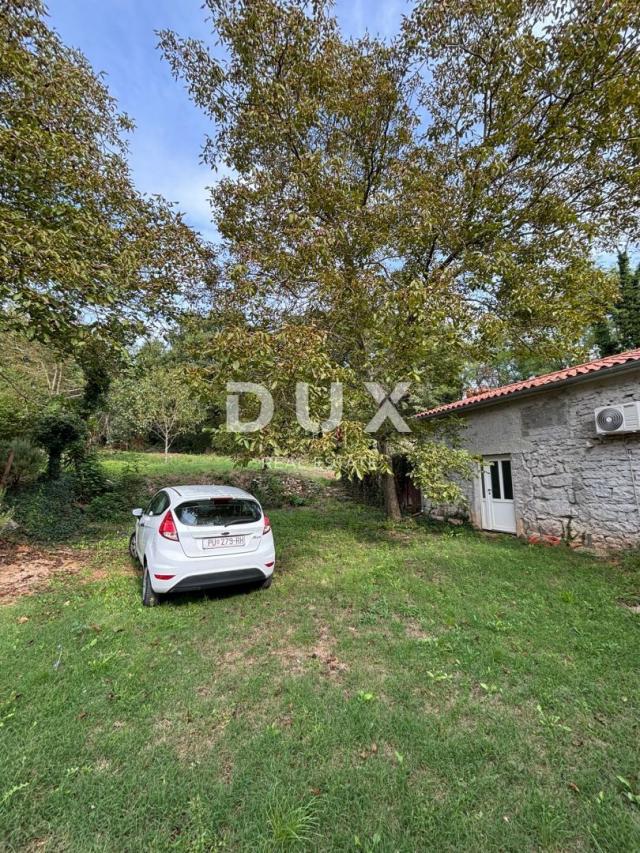 ISTRIA, BARBAN Partially renovated house in a beautiful location + building plot!