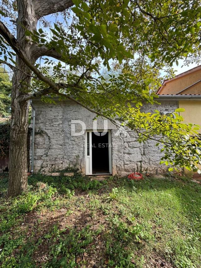 ISTRIA, BARBAN Partially renovated house in a beautiful location + building plot!