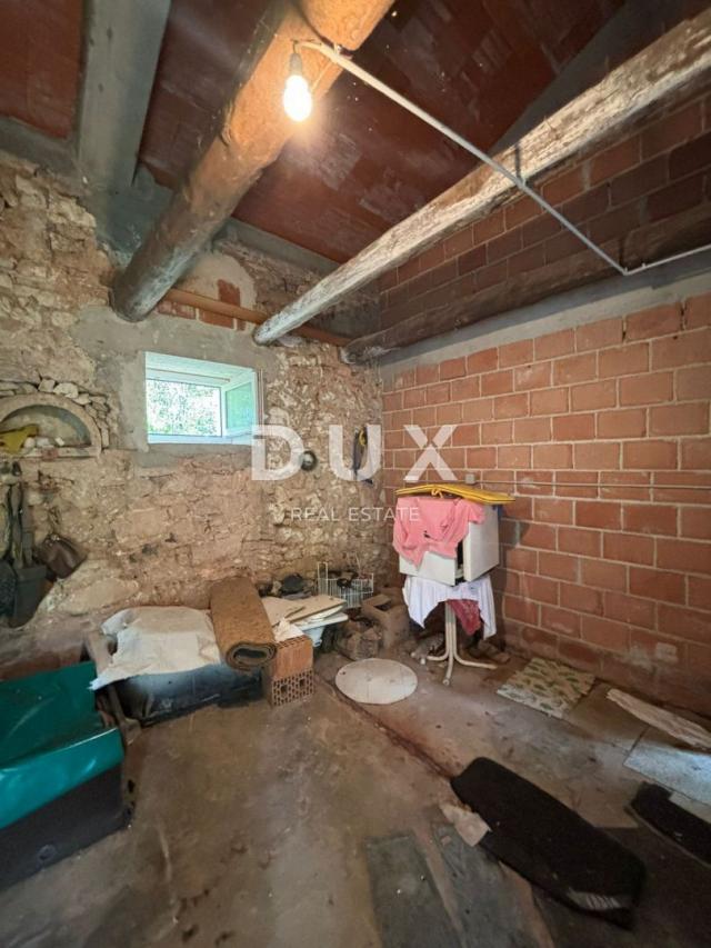 ISTRIA, BARBAN Partially renovated house in a beautiful location + building plot!