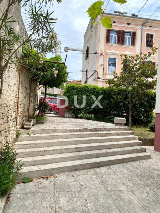 Pula, center - sale of a floor of a house (APARTMENT) with garden and garage!