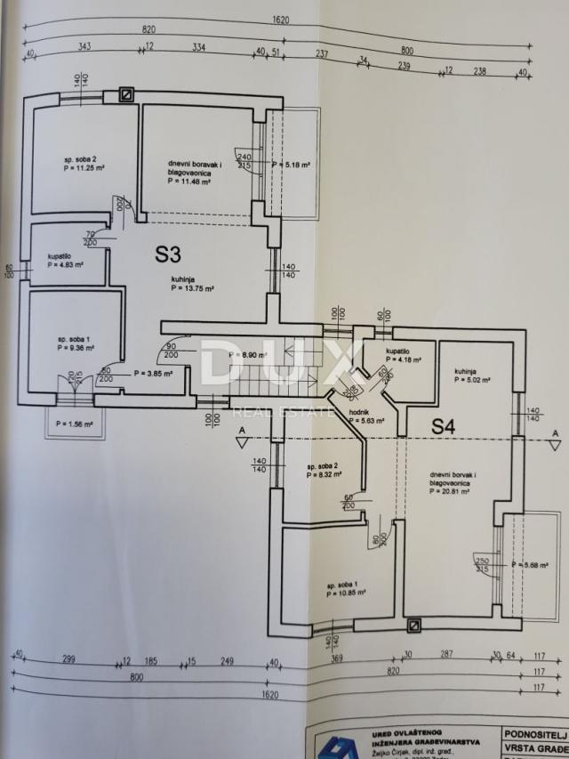 BIOGRAD, SVETI FILIP I JAKOV - Apartmanska kuća s bazenom i pogledom na more