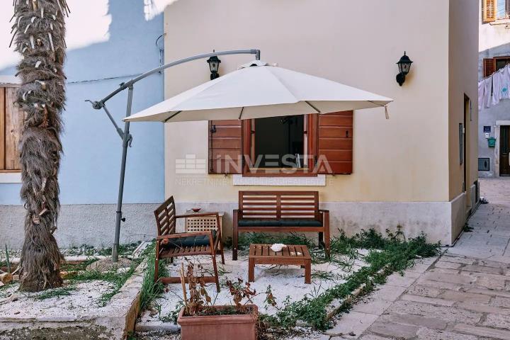 Fažana, schönes renoviertes Haus in der Altstadt in der Nähe des Meeres