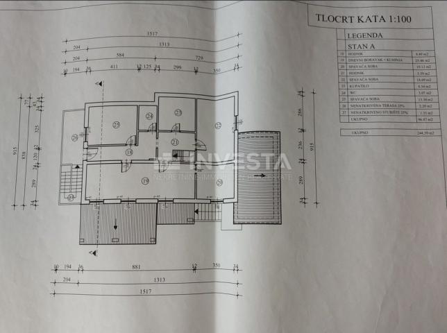 Poreč area, family house with 2 apartments and a nice garden, 244 m2