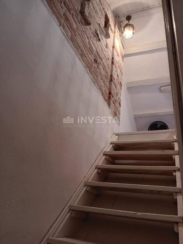 Poreč area, autochthonous Istrian terraced house, 105 m2