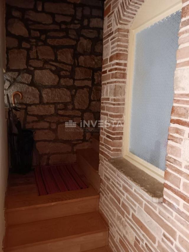 Poreč area, autochthonous Istrian terraced house, 105 m2