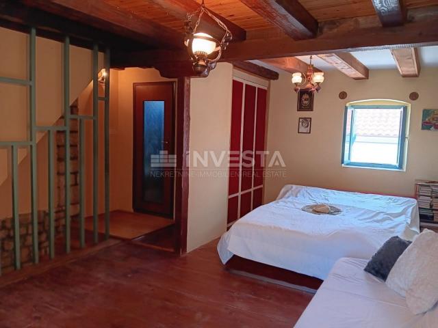 Poreč area, autochthonous Istrian terraced house, 105 m2