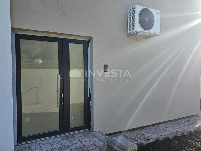 Pula, apartment new building, 1st floor, 95 m2, 2 bedrooms + 2 bathrooms + WC + garden + parking