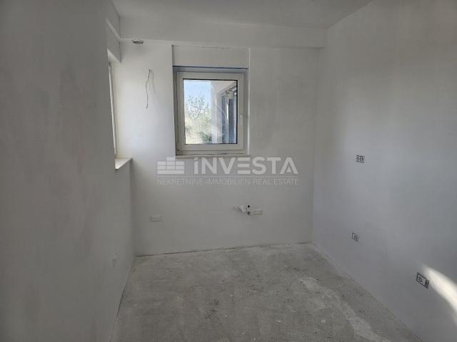 Pula, apartment new building, 1st floor, 95 m2, 2 bedrooms + 2 bathrooms + WC + garden + parking