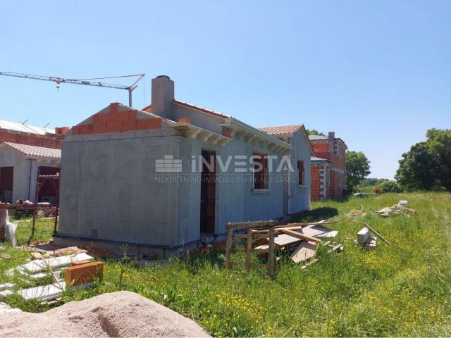 Surroundings of Tinjan, stone villa under construction, 170 m2