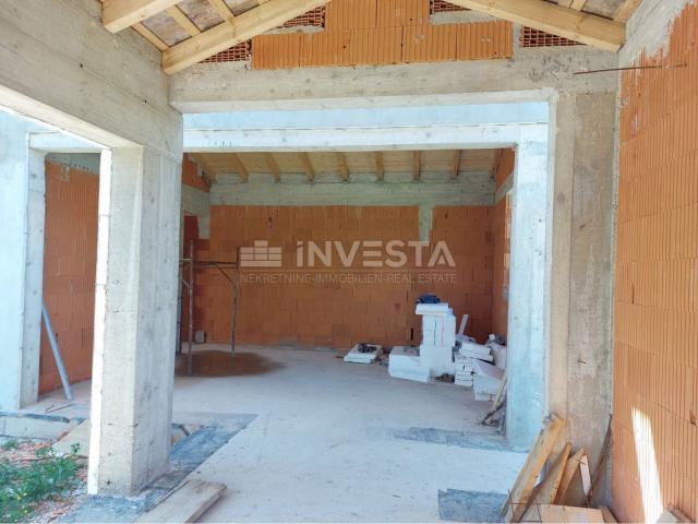 Surroundings of Tinjan, stone villa under construction, 170 m2