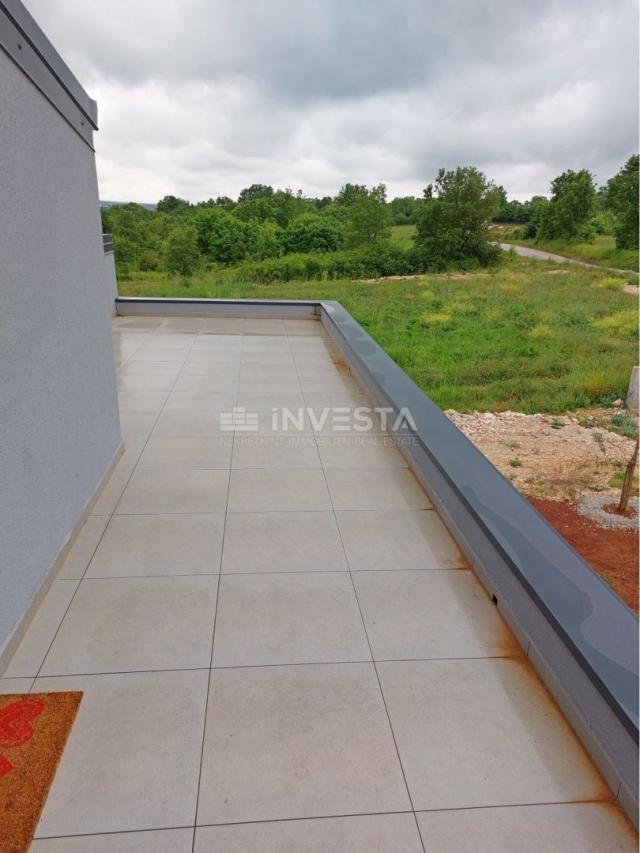 Surroundings of Tinjan, new building with 2 residential units, quiet location