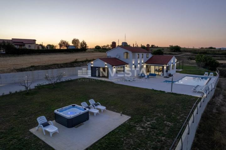 Surroundings of Motovun, luxurious villa with a sensational view