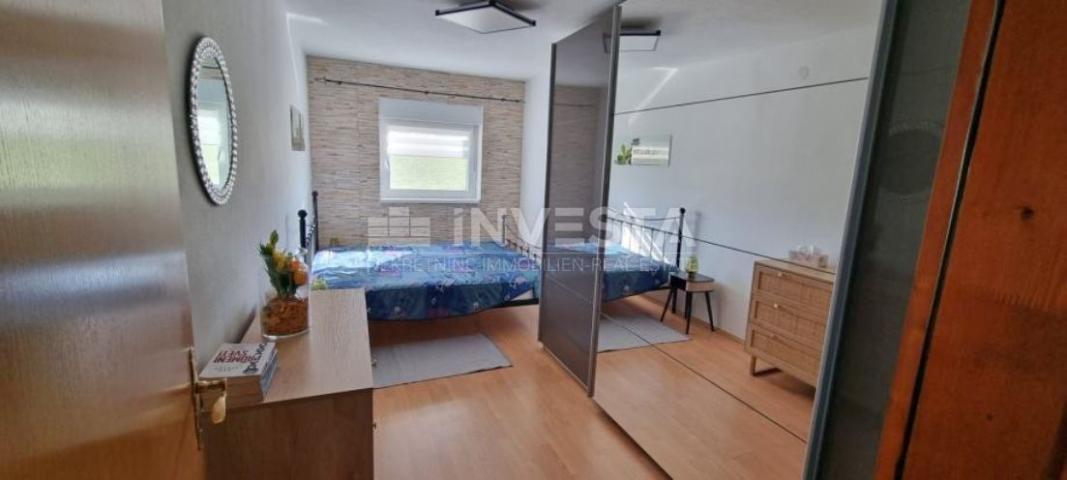 Poreč Area, Modern Two-Bedroom Apartment with Spacious Terrace