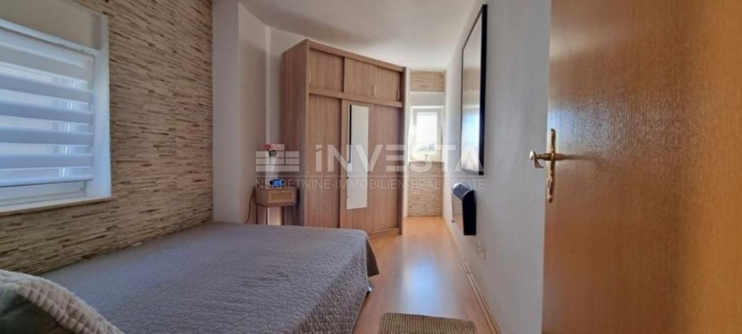 Poreč Area, Modern Two-Bedroom Apartment with Spacious Terrace