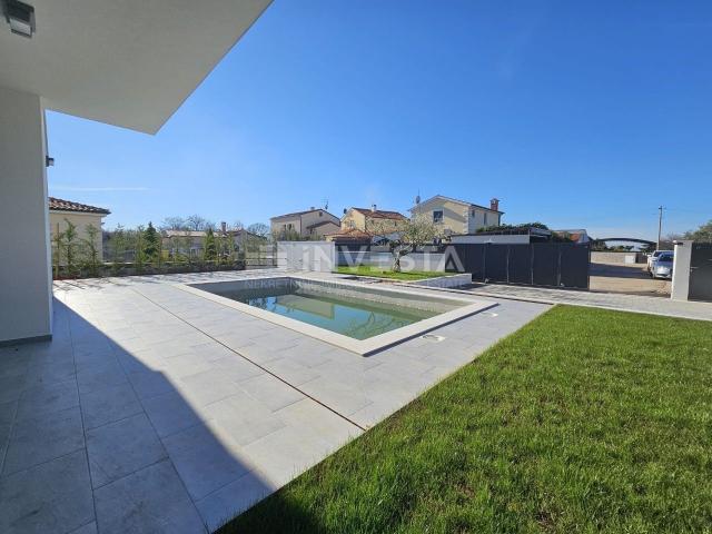 Modern villa near Poreč with sea view