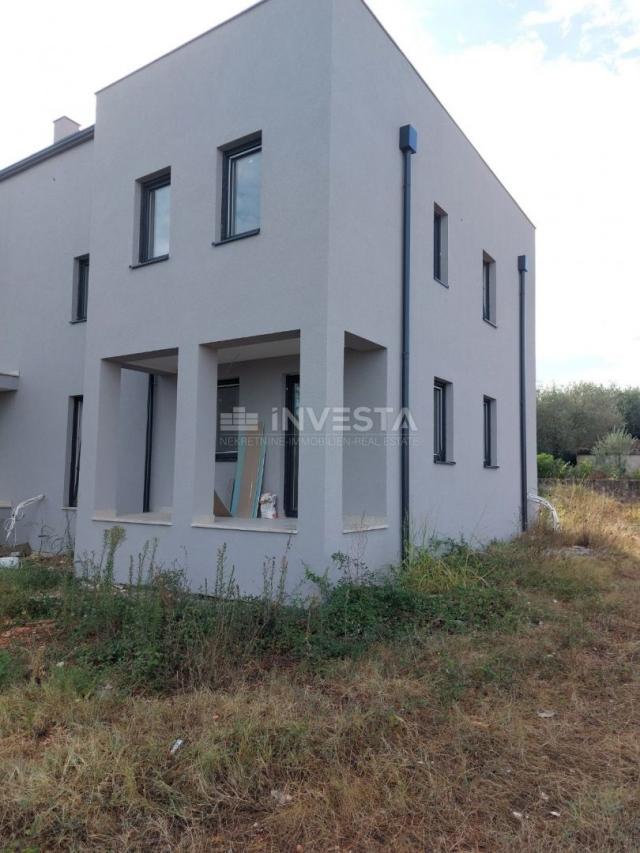 Poreč surroundings, apartment 55.33 m² on the 1st floor, new building