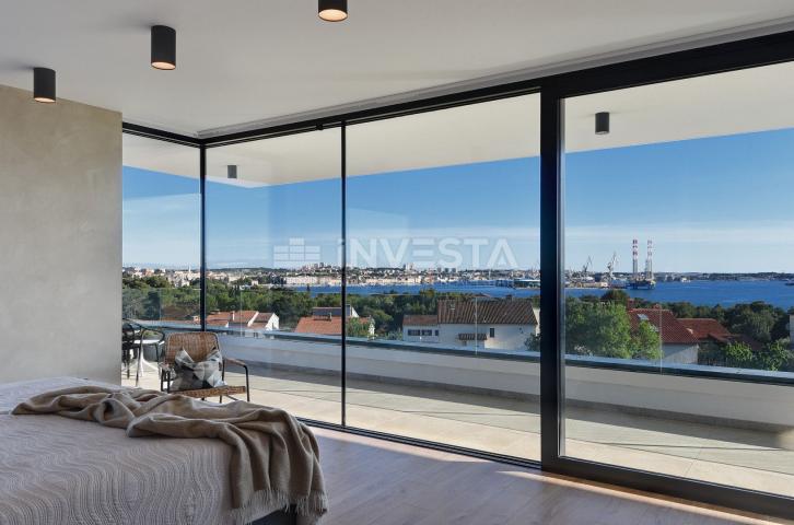 Pula, Luxuriöse Villa 420 m² mit Meerblick