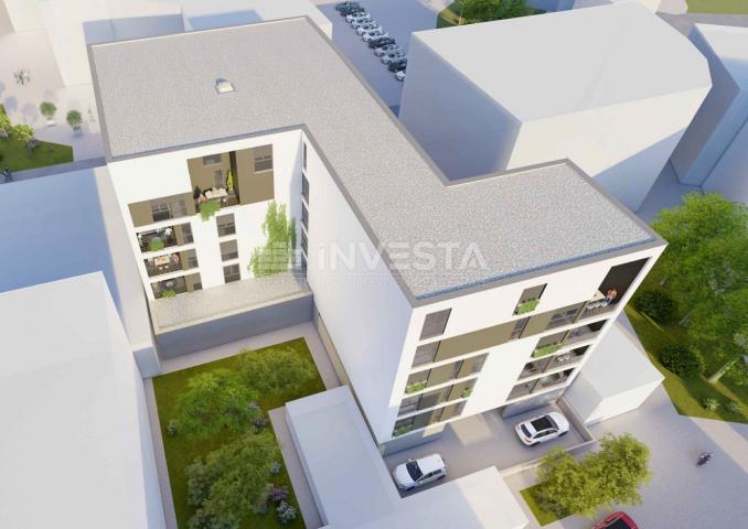 Pula, Zentrum, Maisonette-Wohnung im 4. Stock 166,02 m2, 4 Schlafzimmer + Wohnzimmer, Neubau