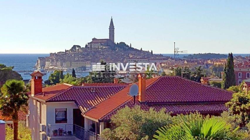 Rovinj, Haus zum Renovieren, 300 m vom Meer entfernt, Top-Lage!