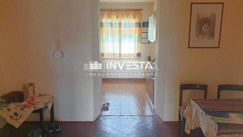 Pula area, Detached house on a building plot of 1150 m2