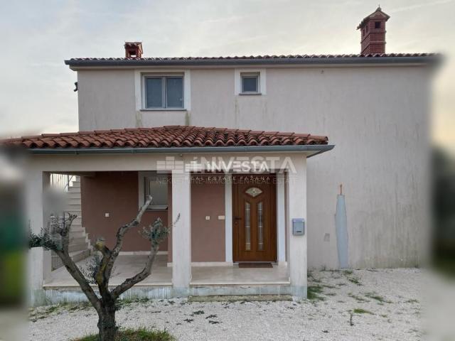 Vodnjan, detached house with 2 residential units, sea view