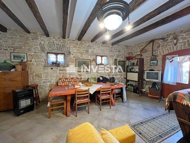 Poreč area, autochthonous Istrian stone house, renovated!