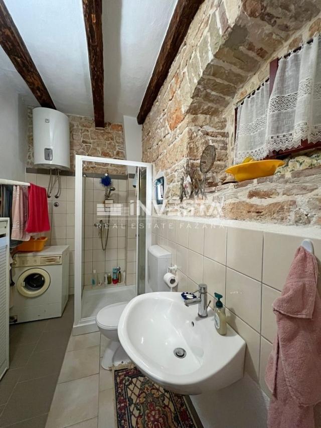 Poreč area, autochthonous Istrian stone house, renovated!