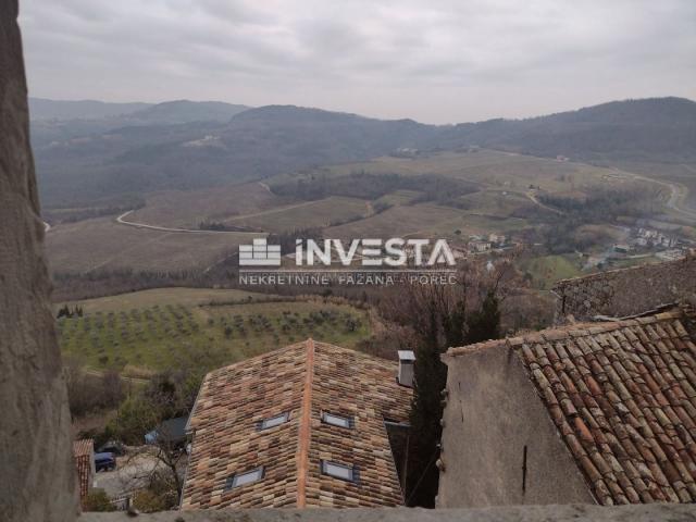 Motovun, Reihenhaus in der Altstadt mit bezaubernder Aussicht